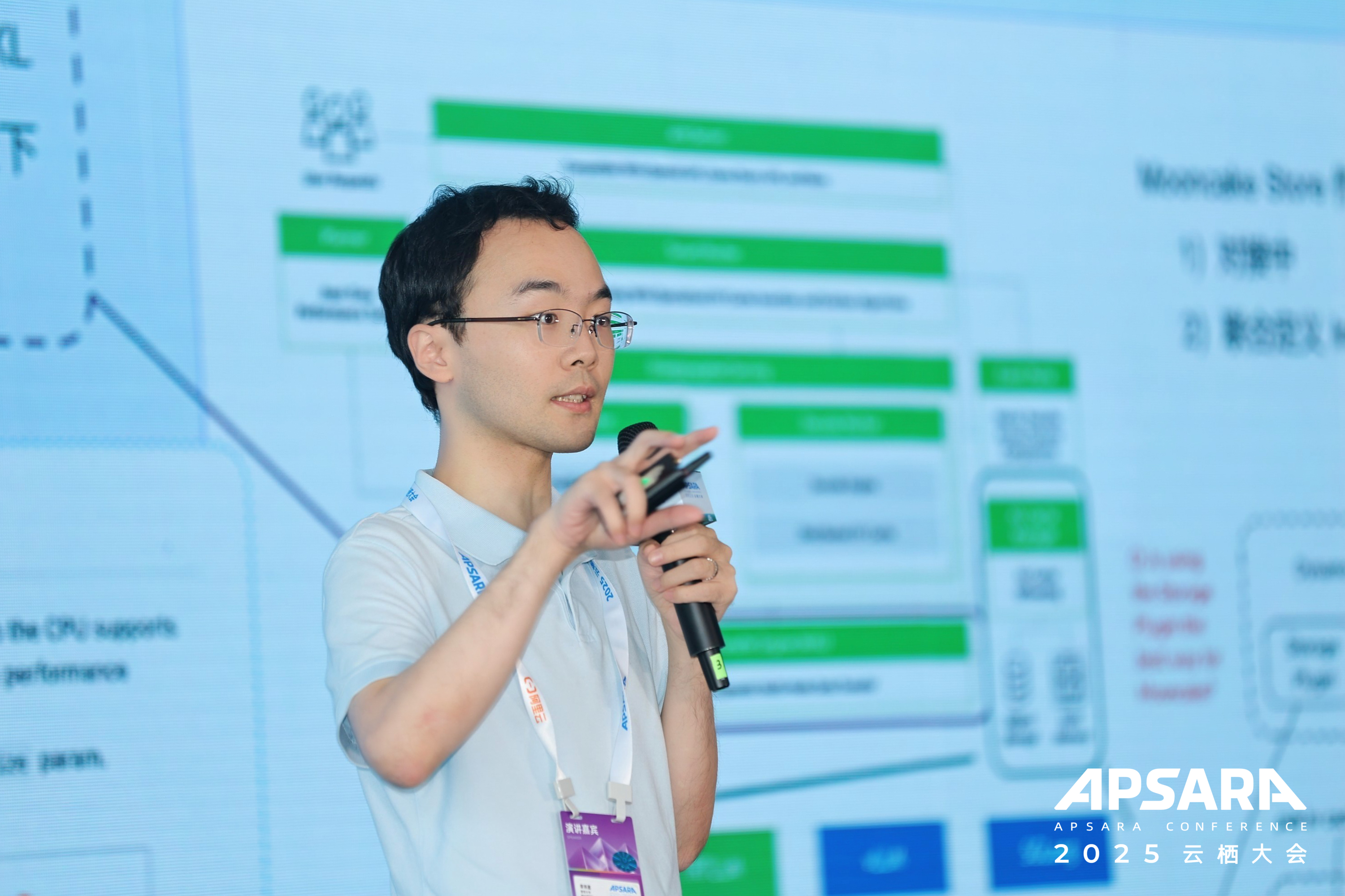 开放、协同，2025 云栖大会“操作系统开源与 AI 进化分论坛”精彩回顾-鸿蒙开发者社区